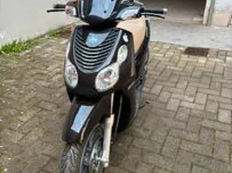 piaggio carnaby 250