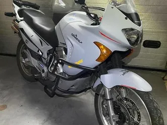 ② honda transalp 650