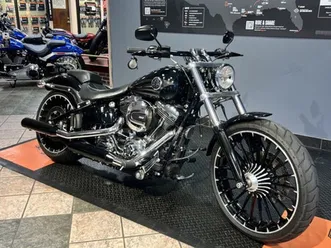 2017 softail® breakout®