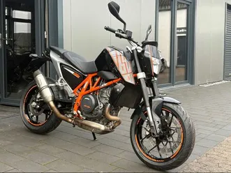ktm duke 690 *top zustand* reifen, service neu*