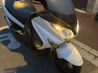 scooter burgman 125 suzuki