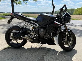 triumph street triple rs 765