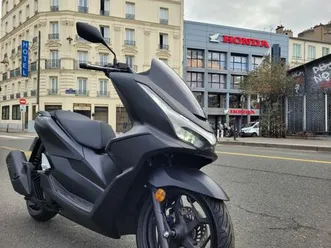 honda pcx 125 2025 125 cm3 | scooter | 685 km | noir | 75010 paris 10