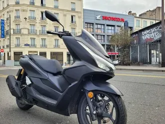 honda pcx 125 2025 125 cm3 | scooter | 788 km | noir | 75010 paris 10