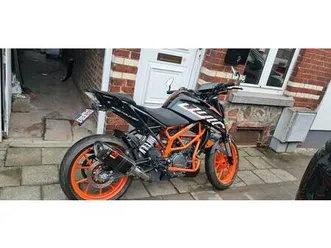 ② ktm duke 125