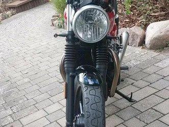 motorrad triumph street 900