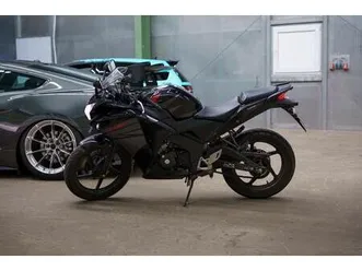 honda cbr125r jc50 – ez 2016 – gepflegt und ideal für anfänger
