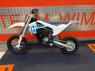 moto neuve: husqvarna ee 5