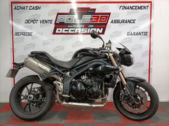 triumph speed triple 1050 2011 1050 cm3 | moto roadster | 52 200 km | noir | 30000 nimes