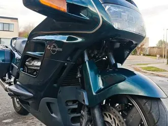 ② honda st1100 pan european