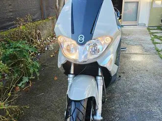gilera runner 125 vx grijs