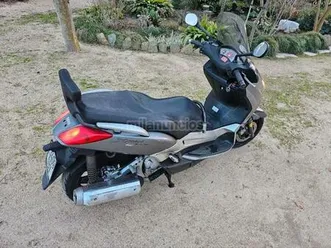 yamaha - xmax 250