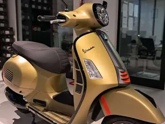 vespa gts super sport 300 verde