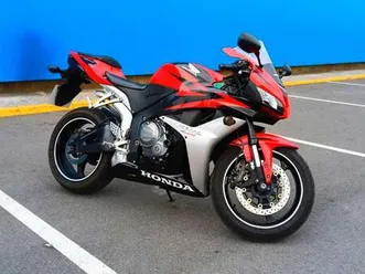 honda - cbr 600 rr
