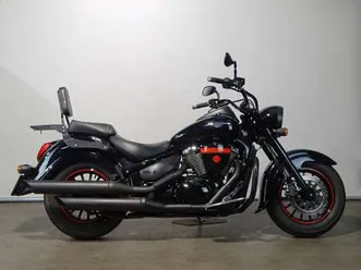 suzuki intruder c 800 rood