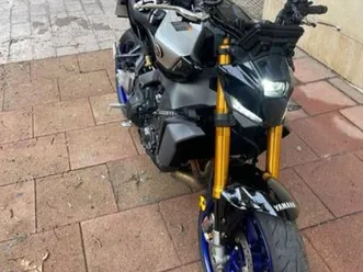 yamaha - mt -09 sp . 2025 - 900 cc