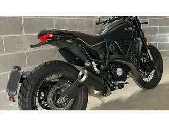 vendo ducati scrambler 800 nightshift (2023 - 24) usata a milano (codice 9914742) - moto.it