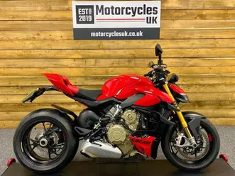 2024 ducati streetfighter v4 s 4089 miles one owner from new