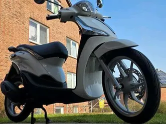 piaggio roller do twarzy liberty 50 ccm