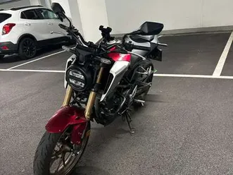 cb 125 r