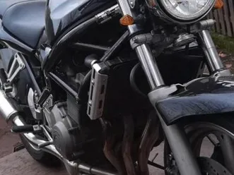 suzuki gsf 400 bandit. gk75 b