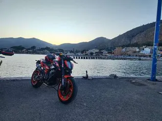 ktm 890 duke gp arancione