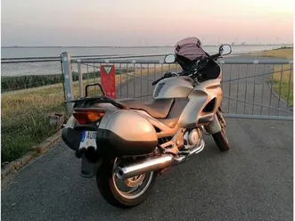 honda deauville 650