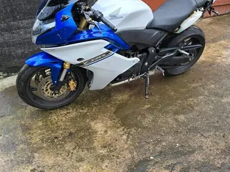 honda cbr 600 1000 r6 r1 zx 6 zx 10 gsxr 600 1000