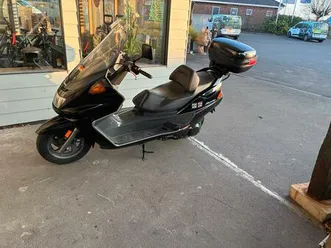 yamaha yt250 majesty