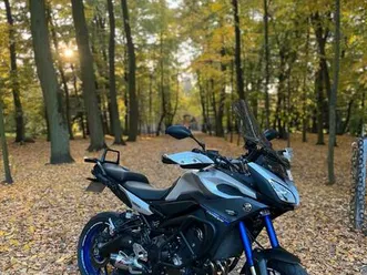 suche yamaha mt-07 , mt-09 tracer 700 tracer 900