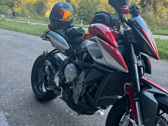mv agusta rivale 800 - 125 ps