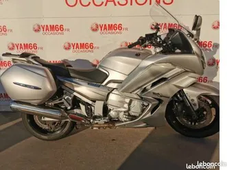 fjr 1300 ae full legal boite 6