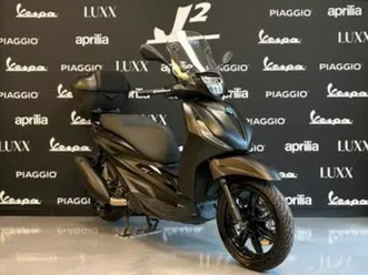 piaggio beverly 300 | deep black | 2024 | 3000 km | 1 eig — motoren | piaggio — marktplaats