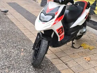 aprilia sr
