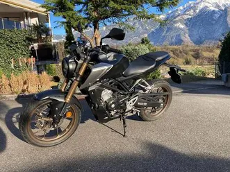 top gepflegter honda cb 125 r - fast wie neu! eye-catcher! canton saint-gall -