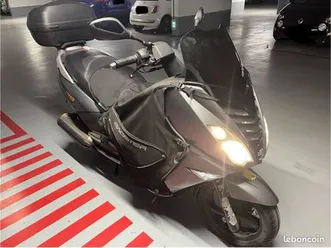 peugeot citystar rs 125i – excellent état – entretien suivi – accessoires inclus