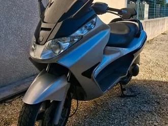 piaggio 125 x8