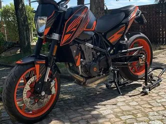 ktm duke 690 akrapovic & powerparts