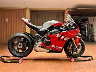 ducati panigale v4 sp2 30 anniversario 916