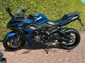 suzuki gsx-1000 gt