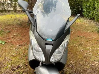 aprilia 125 scooter