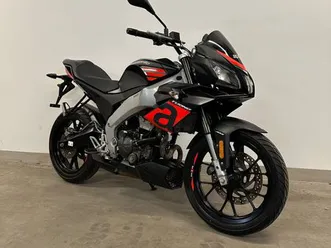 aprilia tuono