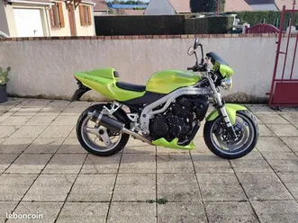 triumph speed triple