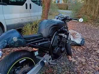 vends 600 fazer café racer