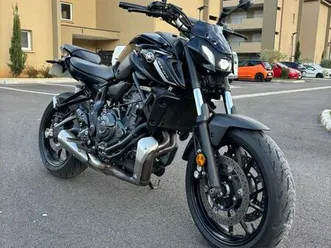 mt-07 yamaha a2