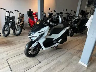 ② sym jet x 125 cc