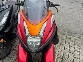 scooteur yamaha tricity 125