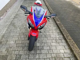 honda cbr 1000 rr sc59