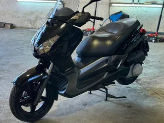 yamaha x-max →