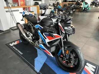 bmw m 1000 rr